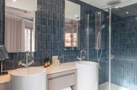 Le Grand Balcon Hotel - photo 25