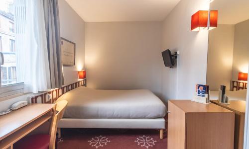 Photo Hotel Ours Blanc - Place Victor Hugo (Toulouse)