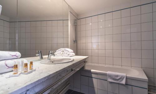 Ours Blanc Victor Hugo - photo 2