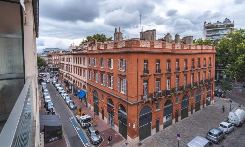 Hotel Ours Blanc - Place Victor Hugo - photo 2